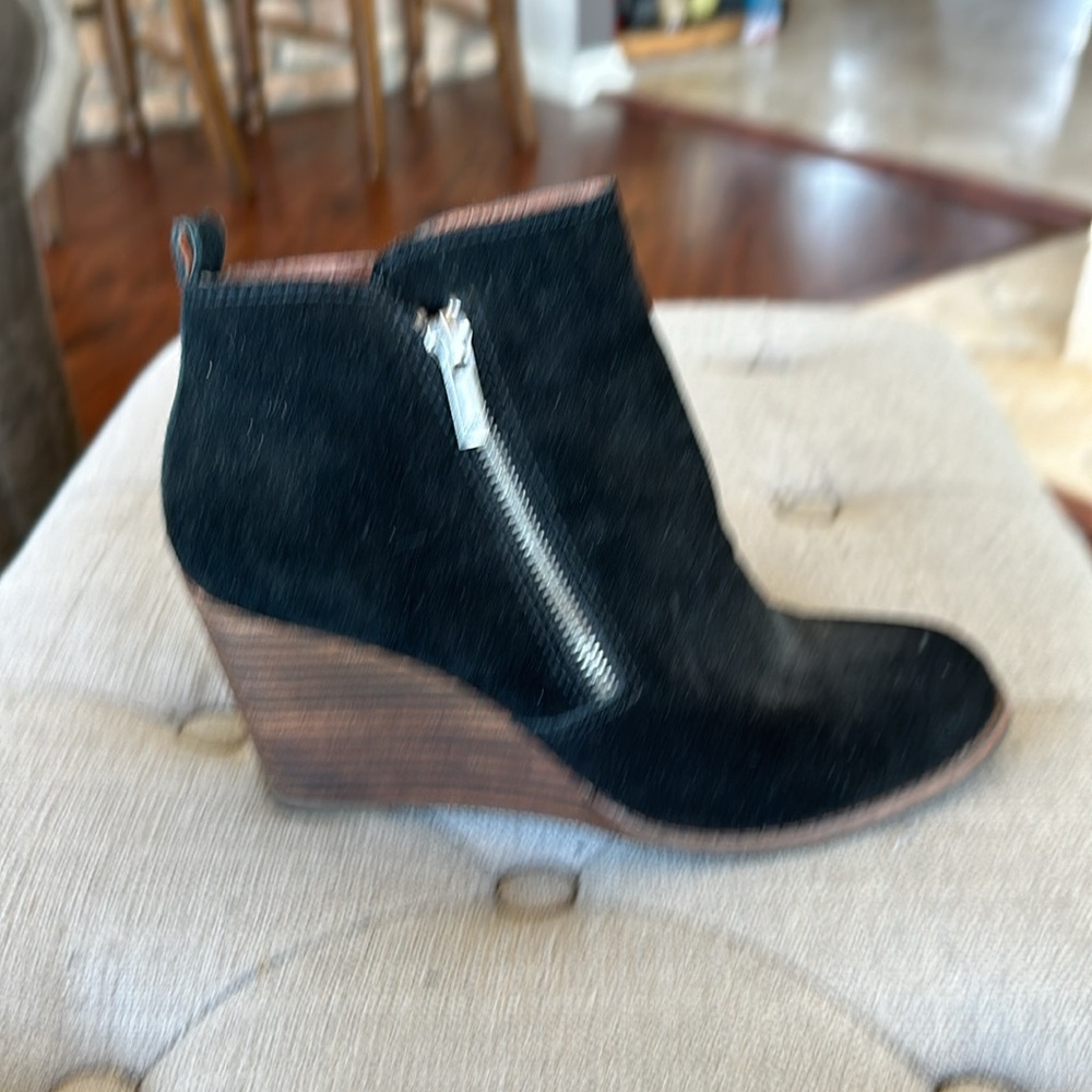 Wedge Boots - Picture 9 of 12